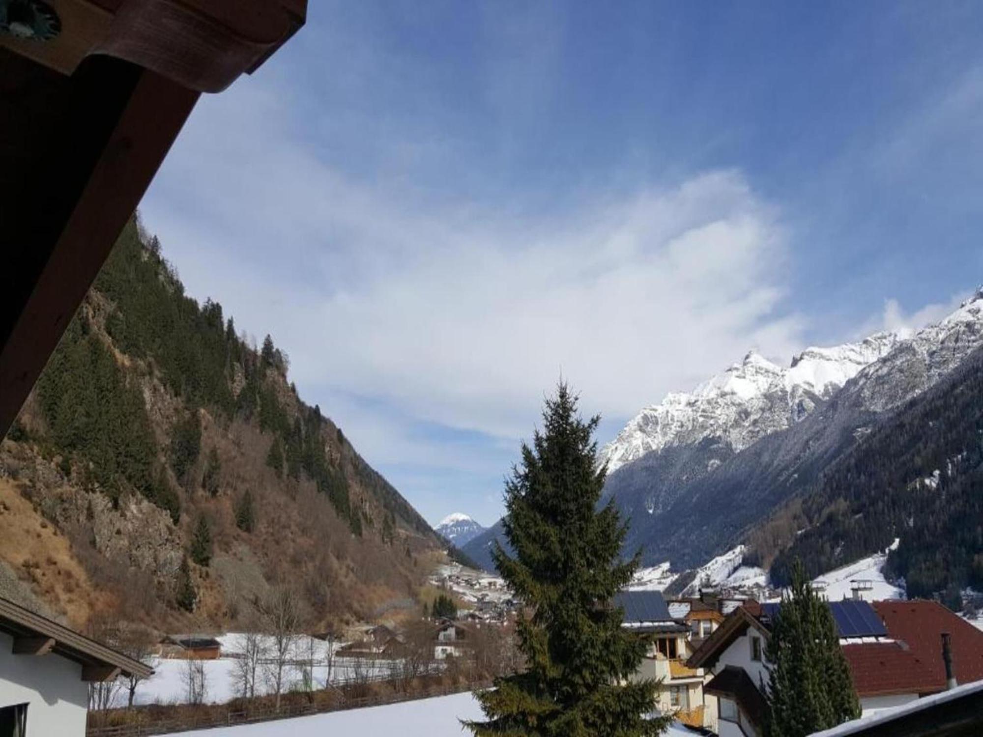 In The Stubai Valley With A Balcony Apartament *